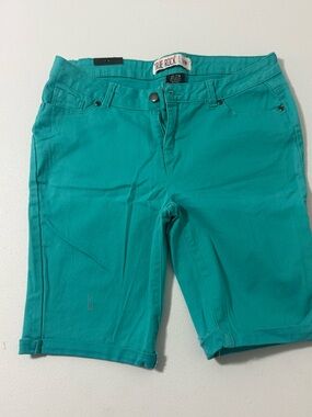True Rock Girls Turquoise Chino Shorts 7/8 Stretch Cotton NWT